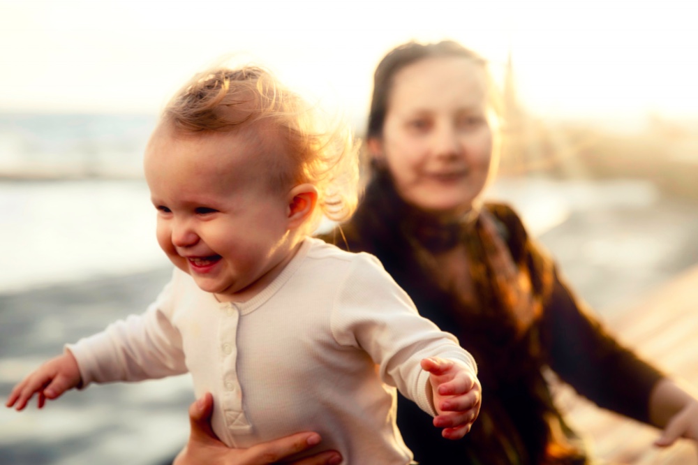 Choisir une nounou : conseils et astuces assistante maternelle